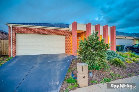 Property photo of 105 Crossway Avenue Tarneit VIC 3029