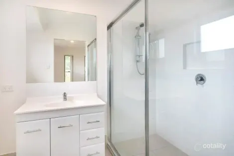 Property photo of 7 Logan Crescent Oxenford QLD 4210