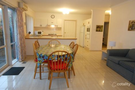 Property photo of 2/10 Glen Road Glen Waverley VIC 3150