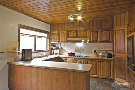 Property photo of 33 Stonnington Drive Watsonia North VIC 3087