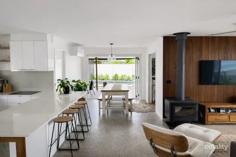 13 Crown St, Currimundi, QLD 4551