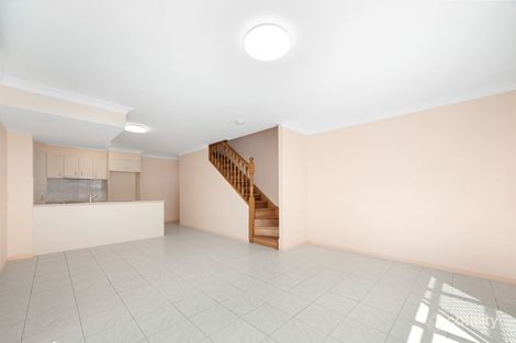 9 Carlton St, Highgate Hill, QLD 4101