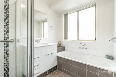 Property photo of 14 Potaroo Place Townsend NSW 2463