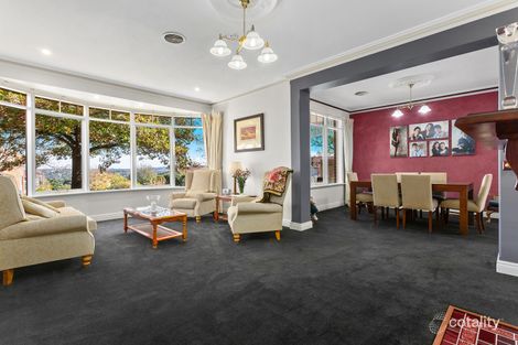 Property photo of 5 Torwood Close Narre Warren VIC 3805