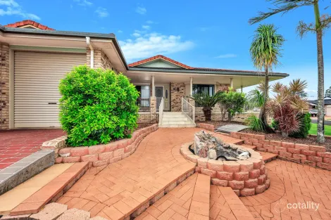 Property photo of 10 Reynella Drive Avoca QLD 4670