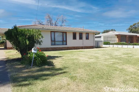 25 Sue Cres, West Tamworth, NSW 2340