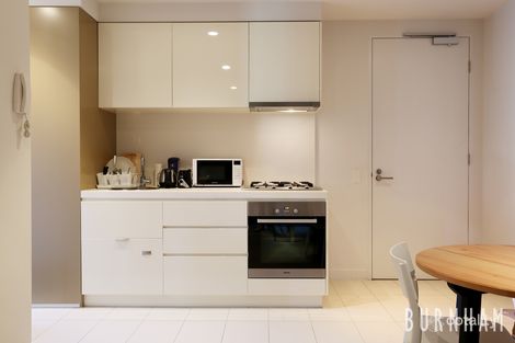 Property photo of 1213/33 Mackenzie Street Melbourne VIC 3000