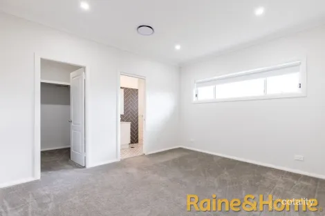 Property photo of 13 Wave Court Dubbo NSW 2830