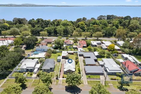 49 Calvert St, Colac, VIC 3250