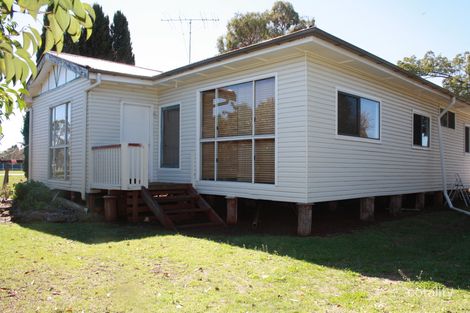 1 Perrin Rd, Cambooya, QLD 4358