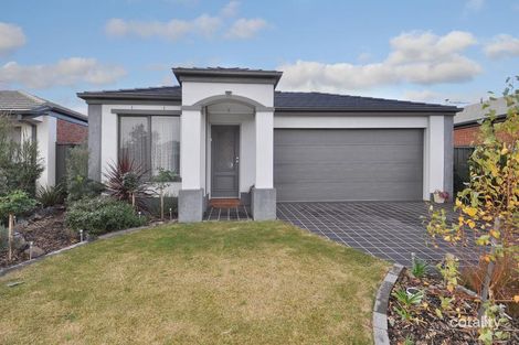 17 Howard Pl, Deer Park, VIC 3023