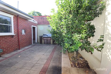 Property photo of 25 Sunshine Avenue Turvey Park NSW 2650
