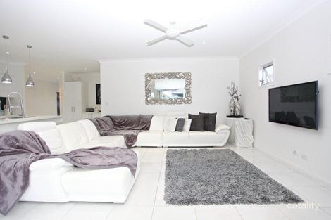 Property photo of 2 Fitzroy Lane Upper Coomera QLD 4209