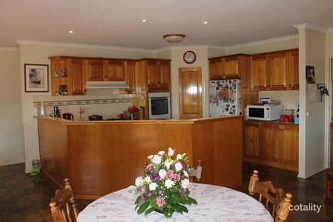 Property photo of 6 Rae Court Darley VIC 3340