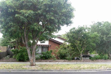 Property photo of 27 Narambi Crescent Frankston VIC 3199