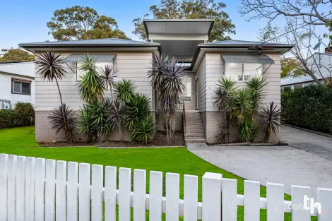 9 Cynthia St, Adamstown Heights, NSW 2289