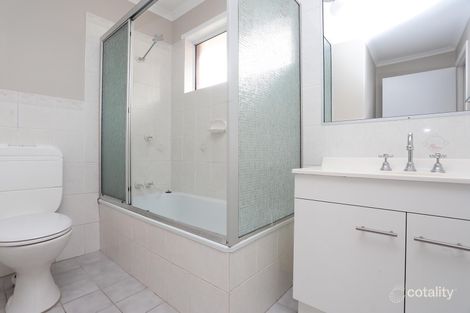 Property photo of 2/7 Galaxy Court Labrador QLD 4215