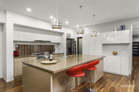 Property photo of 43 Dalgety Drive Ascot Vale VIC 3032
