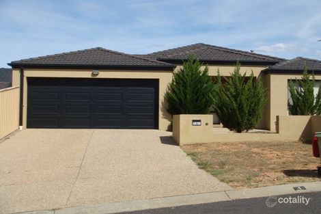 Property photo of 1 Doeberl Place Karabar NSW 2620
