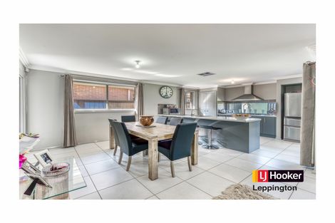 Property photo of 5 Grantham Crescent Denham Court NSW 2565