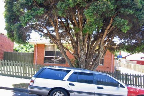 1a Edna Gr, Coburg, VIC 3058