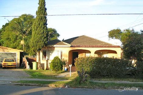 69 Goodacre Ave, Fairfield West, NSW 2165