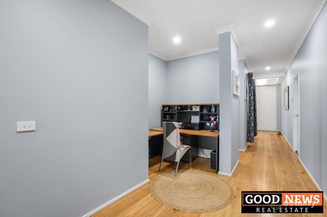 Property photo of 22 Evison View Werribee VIC 3030