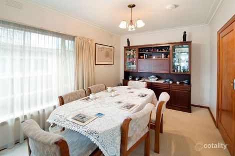 Property photo of 7 Lyndhurst Crescent Box Hill North VIC 3129