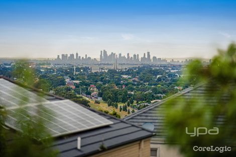 Property photo of 13 Highview Place Craigieburn VIC 3064