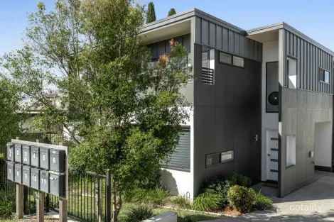 Property photo of 1/14-16 Empress Street Centenary Heights QLD 4350