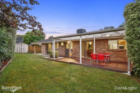 Property photo of 2 The Common Croydon South VIC 3136