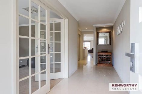 Property photo of 10 Pitta Corner Success WA 6164