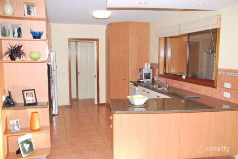 Property photo of 22 Waranga Drive Kialla VIC 3631