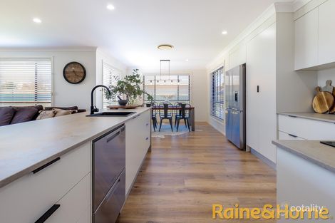 Property photo of 16 Savoy Place Dubbo NSW 2830