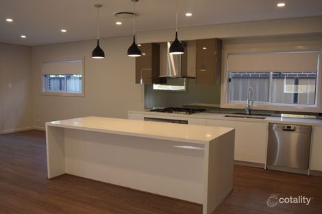 Property photo of 10A Minnamurra Circuit Prestons NSW 2170