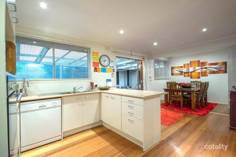 Property photo of 2 Geneva Court Frankston VIC 3199