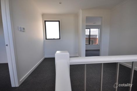 Property photo of 2/89 Nelson Road Box Hill North VIC 3129
