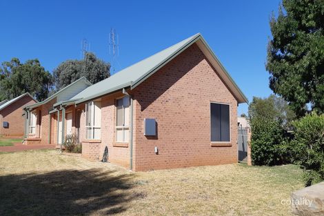 Property photo of 9/153 Gisborne Street Wellington NSW 2820