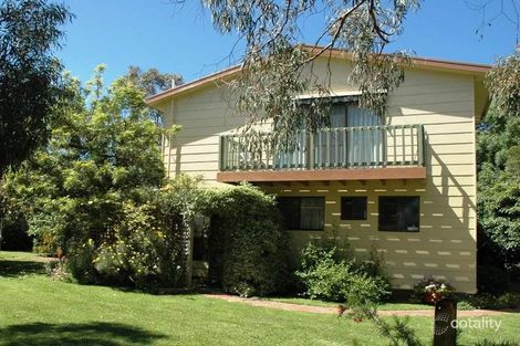 2-4 Edgar Rd, San Remo, VIC 3925