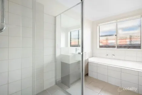 Property photo of 3 Bluemist Place Doreen VIC 3754