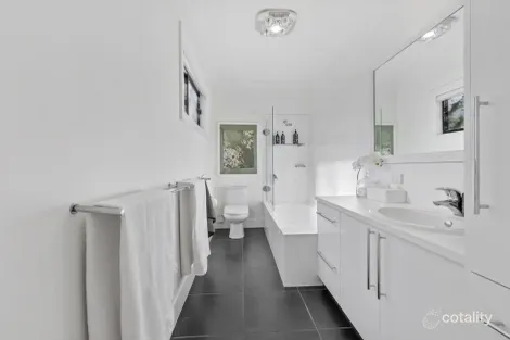 Property photo of 30 Byron Street Hamilton VIC 3300