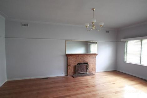 Property photo of 1 Dungey Avenue Flora Hill VIC 3550