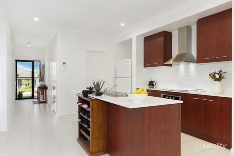 Property photo of 4 Tabei Place Springfield Lakes QLD 4300