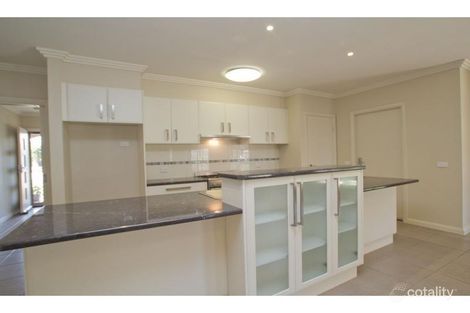 Property photo of 16 Manna Gum Drive Epsom VIC 3551