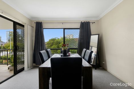 Property photo of 12/25 Chester Terrace Southport QLD 4215