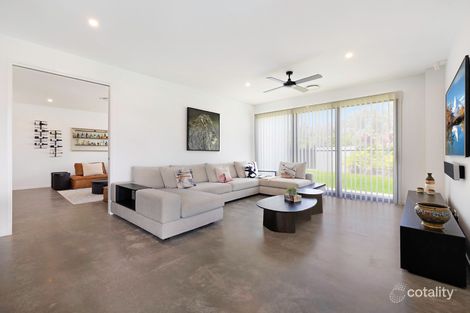 Property photo of 77 Marina View Drive Pelican Waters QLD 4551