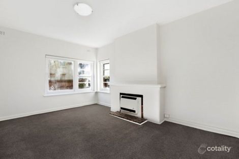 Property photo of 2/35 The Avenue Windsor VIC 3181