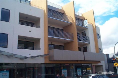 Property photo of 18/125-129 Ormond Road Elwood VIC 3184