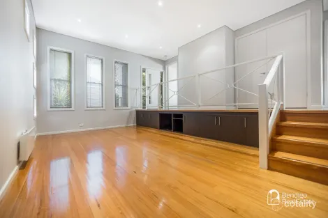 2/378 Barnard St, Ironbark, VIC 3550