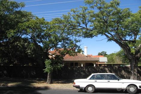 18 Cudmore Ave, Toorak Gardens, SA 5065